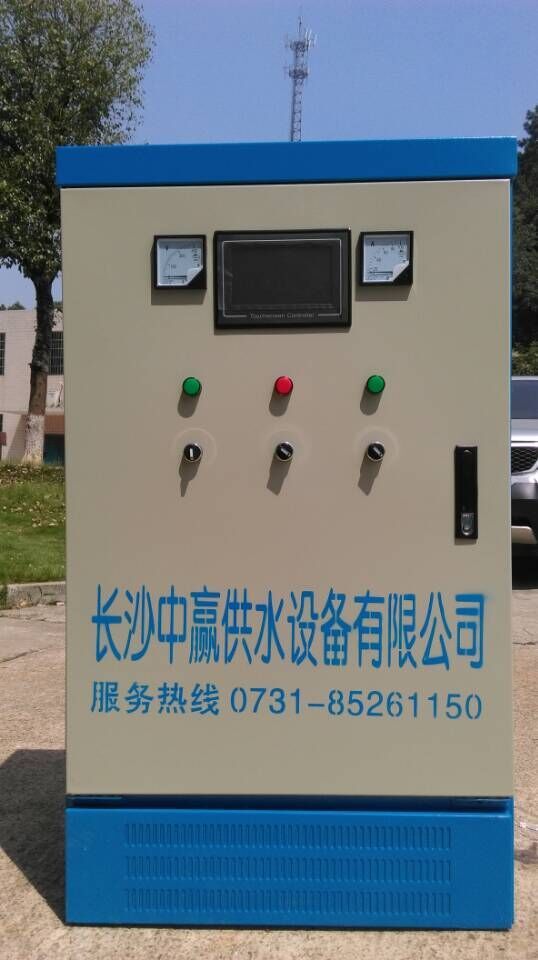 2015无塔变频供水设备中的变频水泵控制柜功能介绍