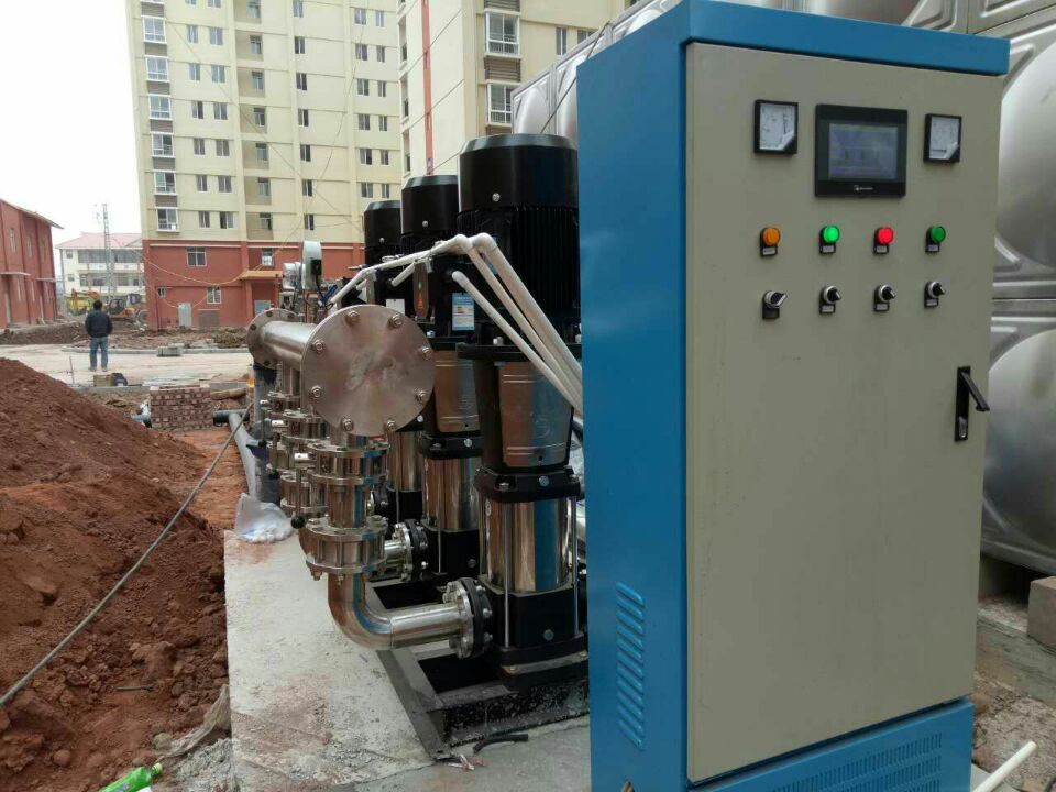 云南省普洱市景谷县白糖厂公租房项目11kw恒压设备+135m³不锈钢水箱